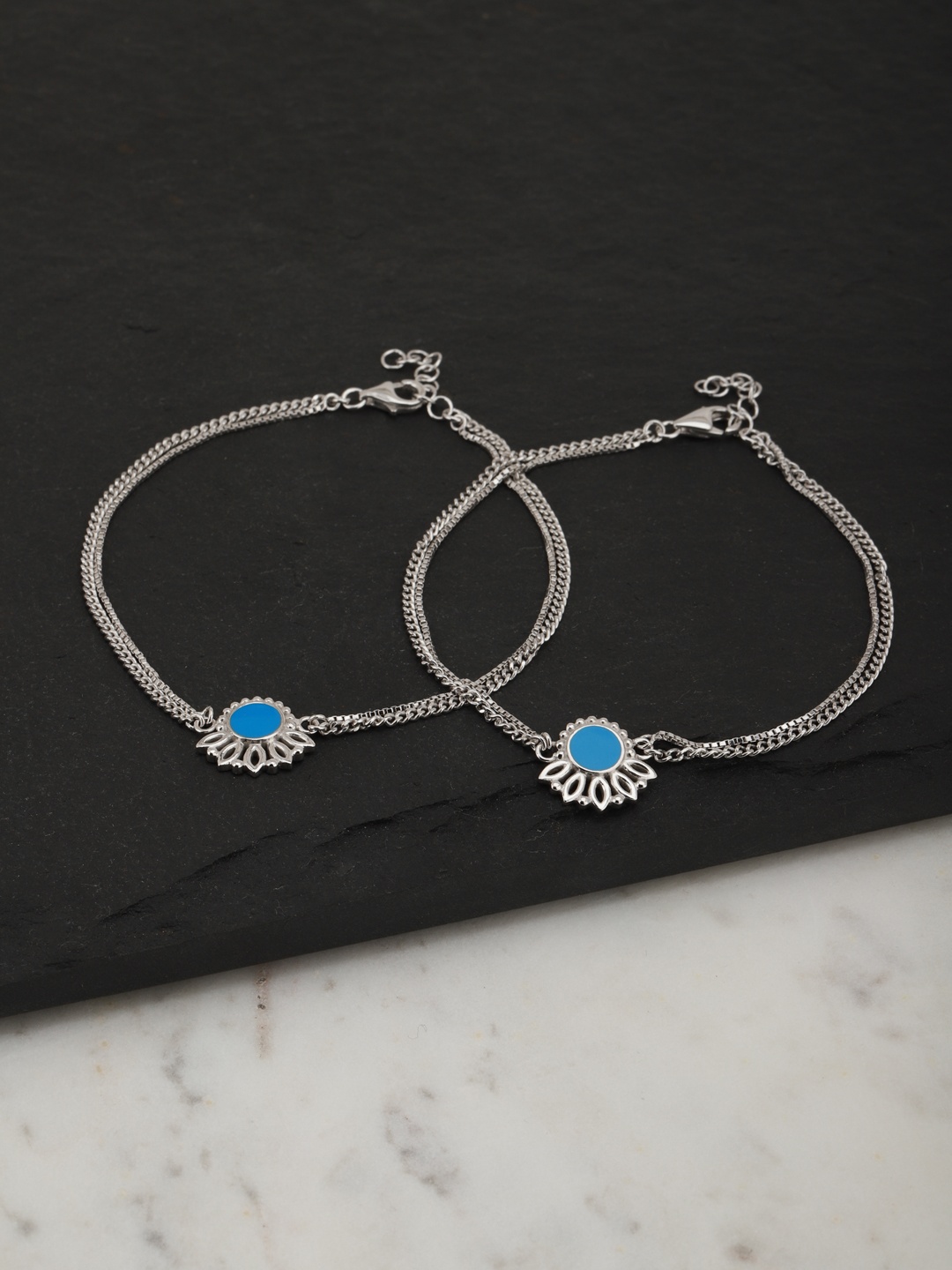 

Carlton London Set of 2 Silver-Toned & Blue Rhodium-Plated Dual Stranded Enamelled Anklets