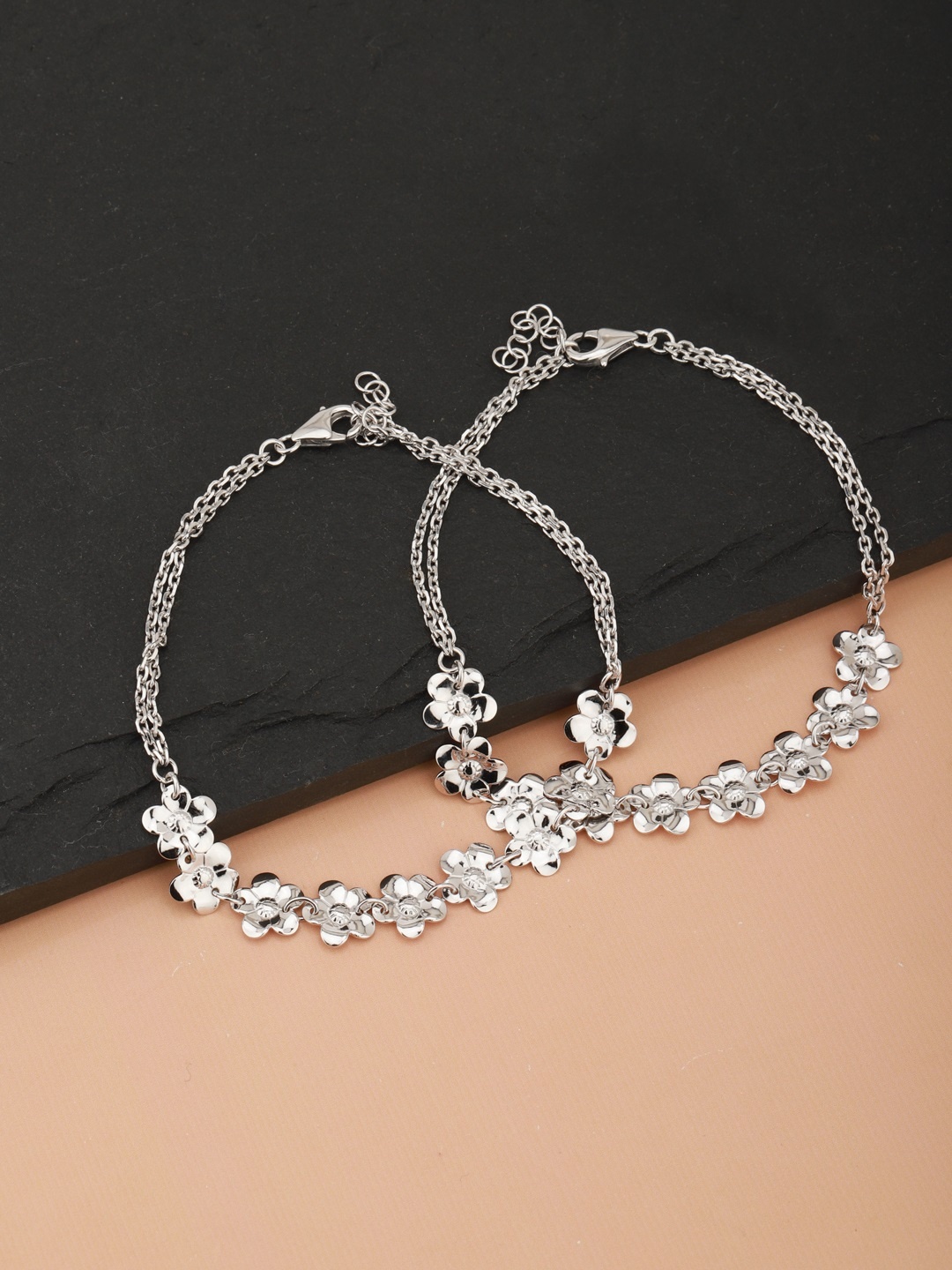 

Carlton London Set of 2 Silver-Toned Rhodium-Plated Floral-Shaped Anklets