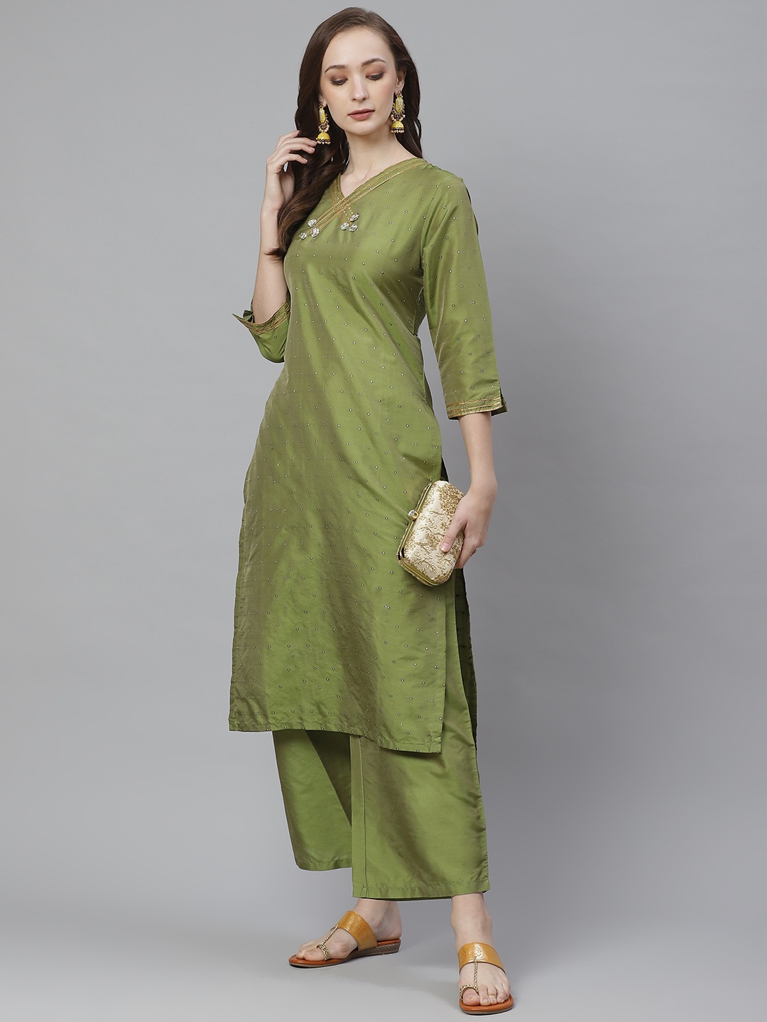 

Bhama Couture Women Green & Golden Woven Design Kurta with Palazzos