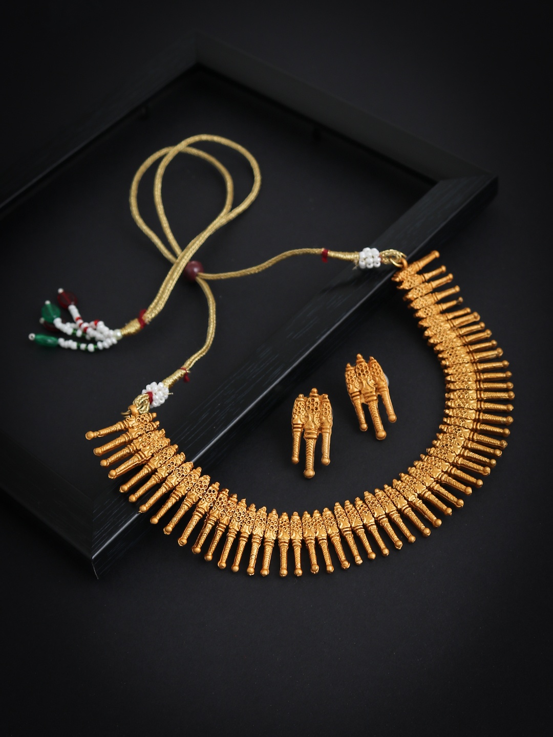 

Sukkhi Gold-Plated Antique Jewellery Set