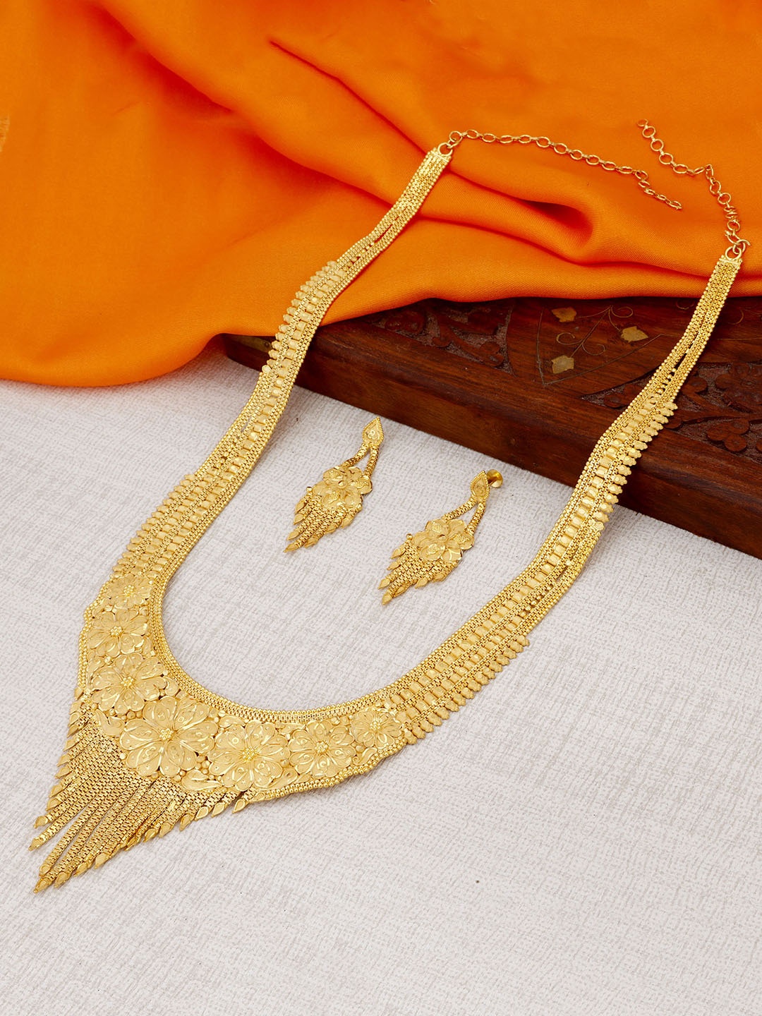 

Sukkhi 24K Gold-Plated Long Haram Wedding Jewellery Set