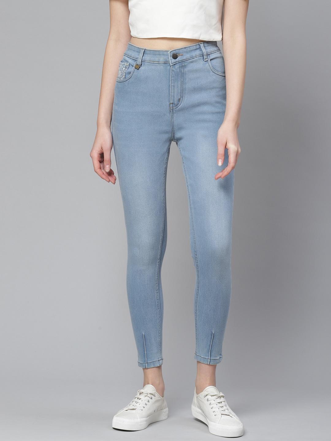 

Hubberholme Women Blue Slim Fit Mid-Rise Clean Look Stretchable Cropped Jeans