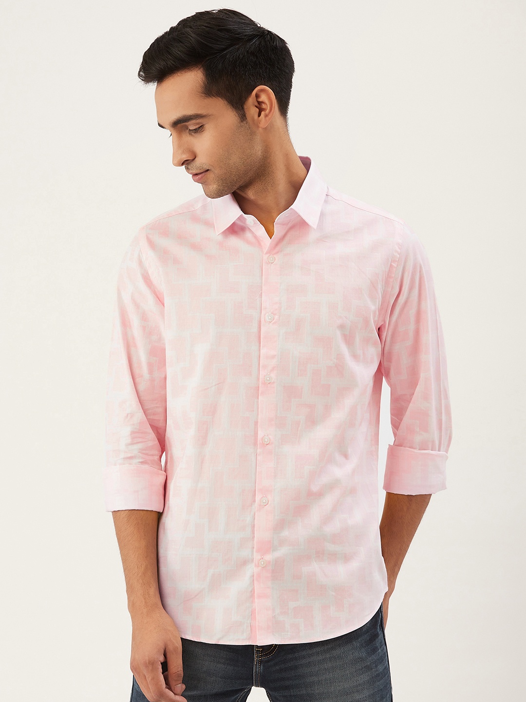

United Colors of Benetton Men Pink & White Slim Fit Self Design Casual Shirt