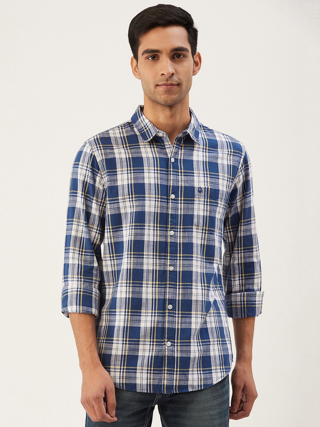 

United Colors of Benetton Men Navy Blue & White Slim Fit Checked Casual Shirt