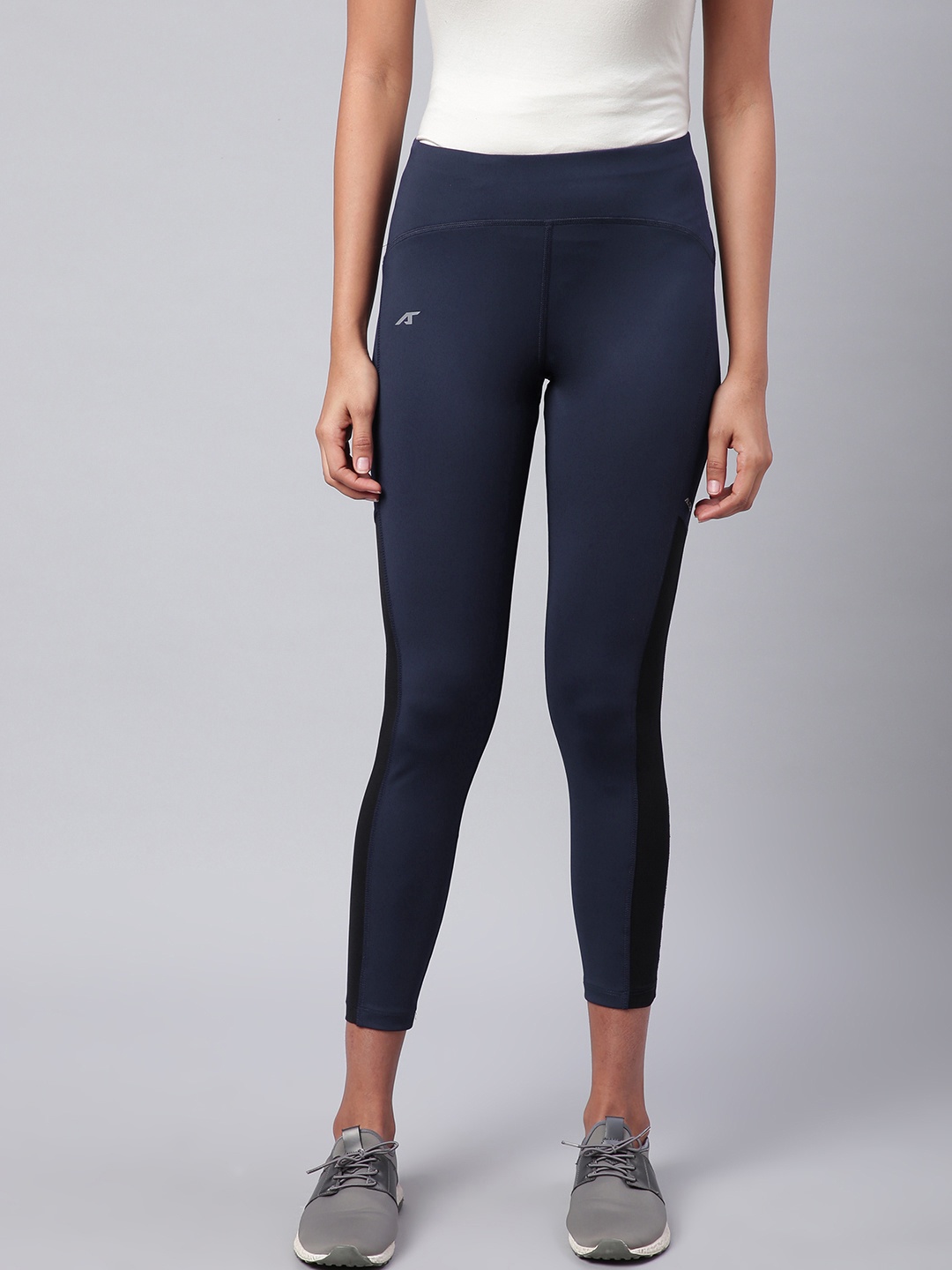 

Alcis Women Navy Solid Training Tights, Navy blue