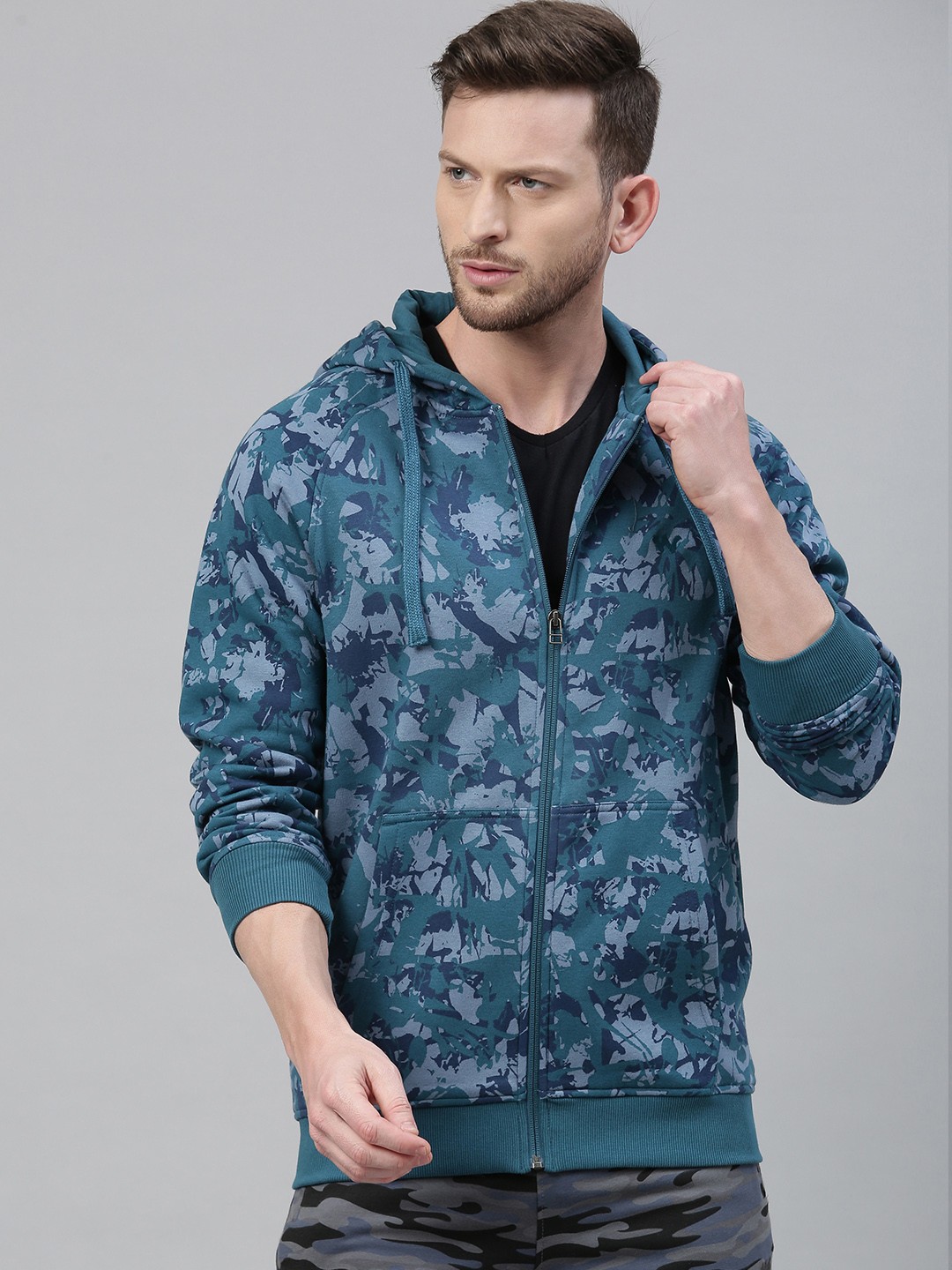 

Wildcraft Men Teal Blue & Grey Printed Hooded Sweatshirt