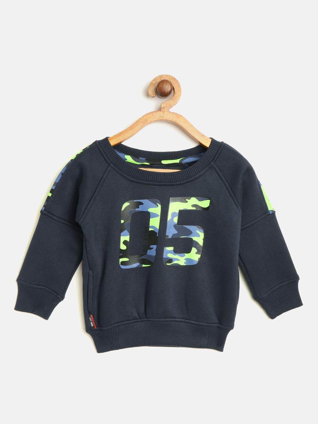 

Gini and Jony Boys Navy Blue & Fluorescent Green Typography Print Sweatshirt