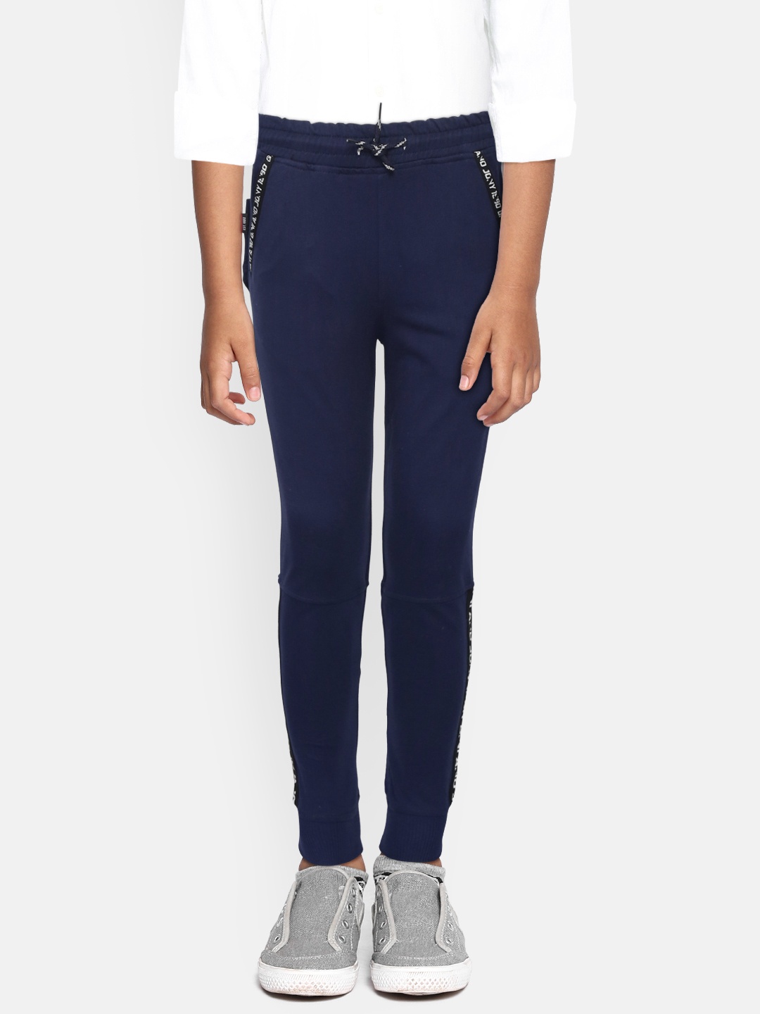 

Gini and Jony Boys Navy Solid Joggers, Navy blue
