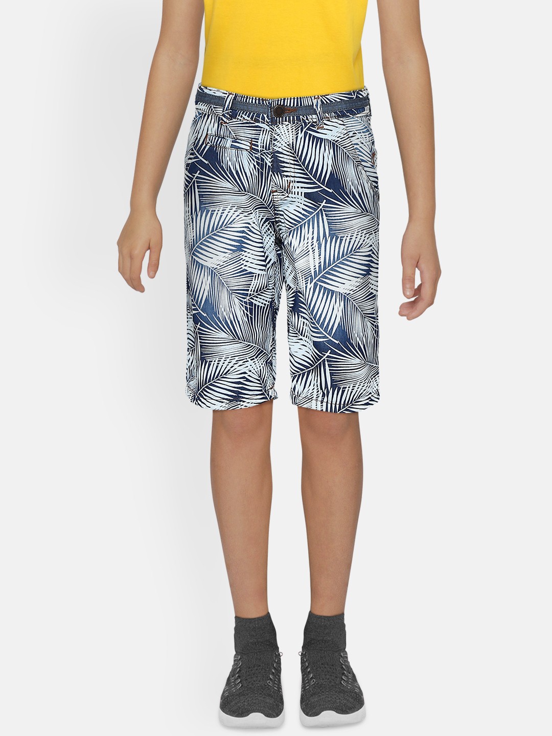 

Gini and Jony Boys Navy Blue & White Tropical Print Regular Fit Chambray Shorts
