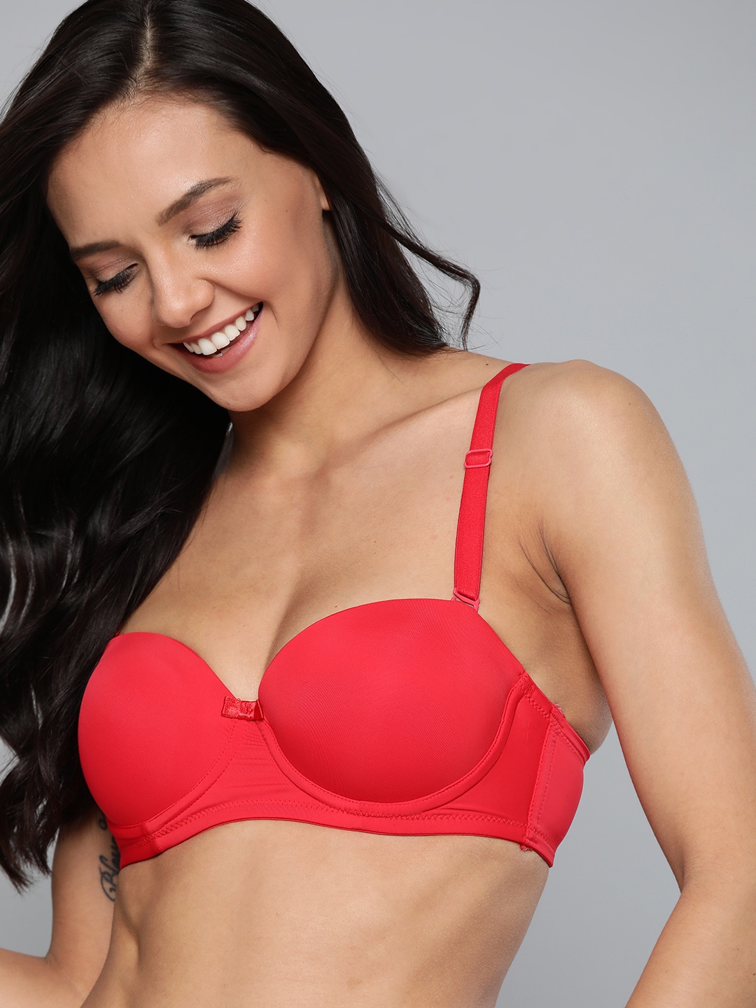 

Mast & Harbour Coral Red Solid Underwired Lightly Padded Push-Up Bra DRMS-139A