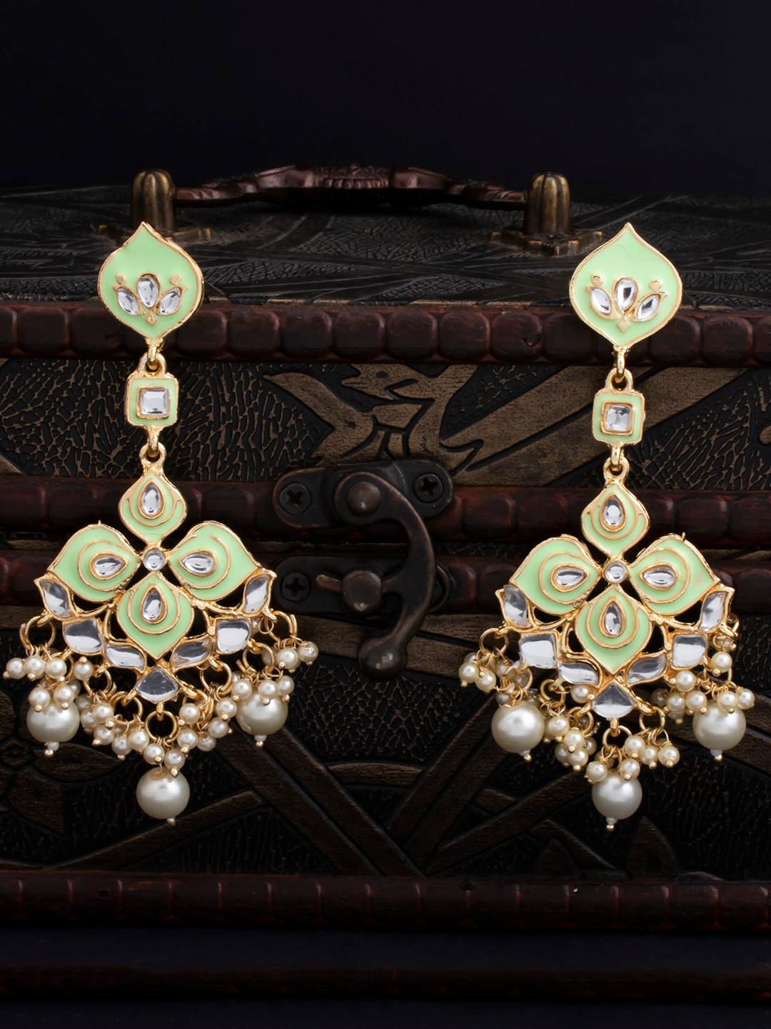 

Sukkhi Gold-Plated & Green Floral Meenakari Chandbalis