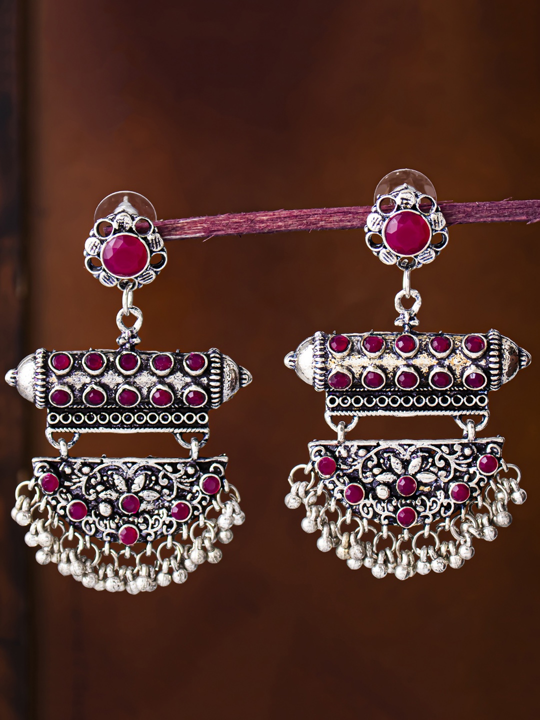 

Sukkhi Silver-Toned & Red Classic Drop Earrings