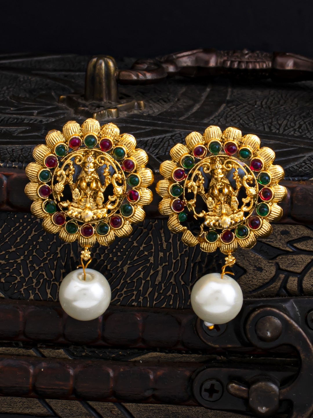 

Sukkhi Red & Green Gold-Plated Filigree Classic Drop Earrings