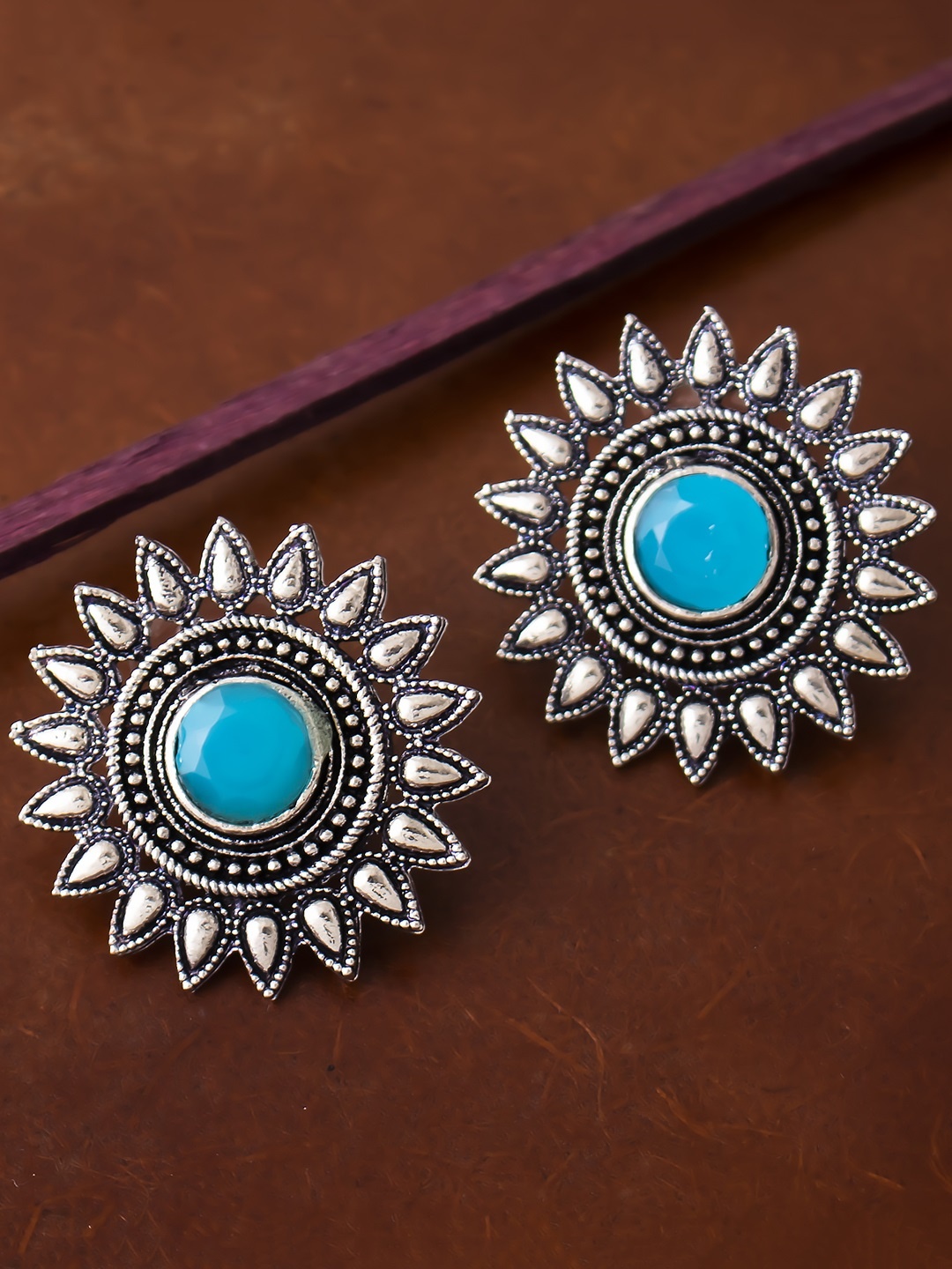 

Sukkhi Blue Circular Oxidised Studs