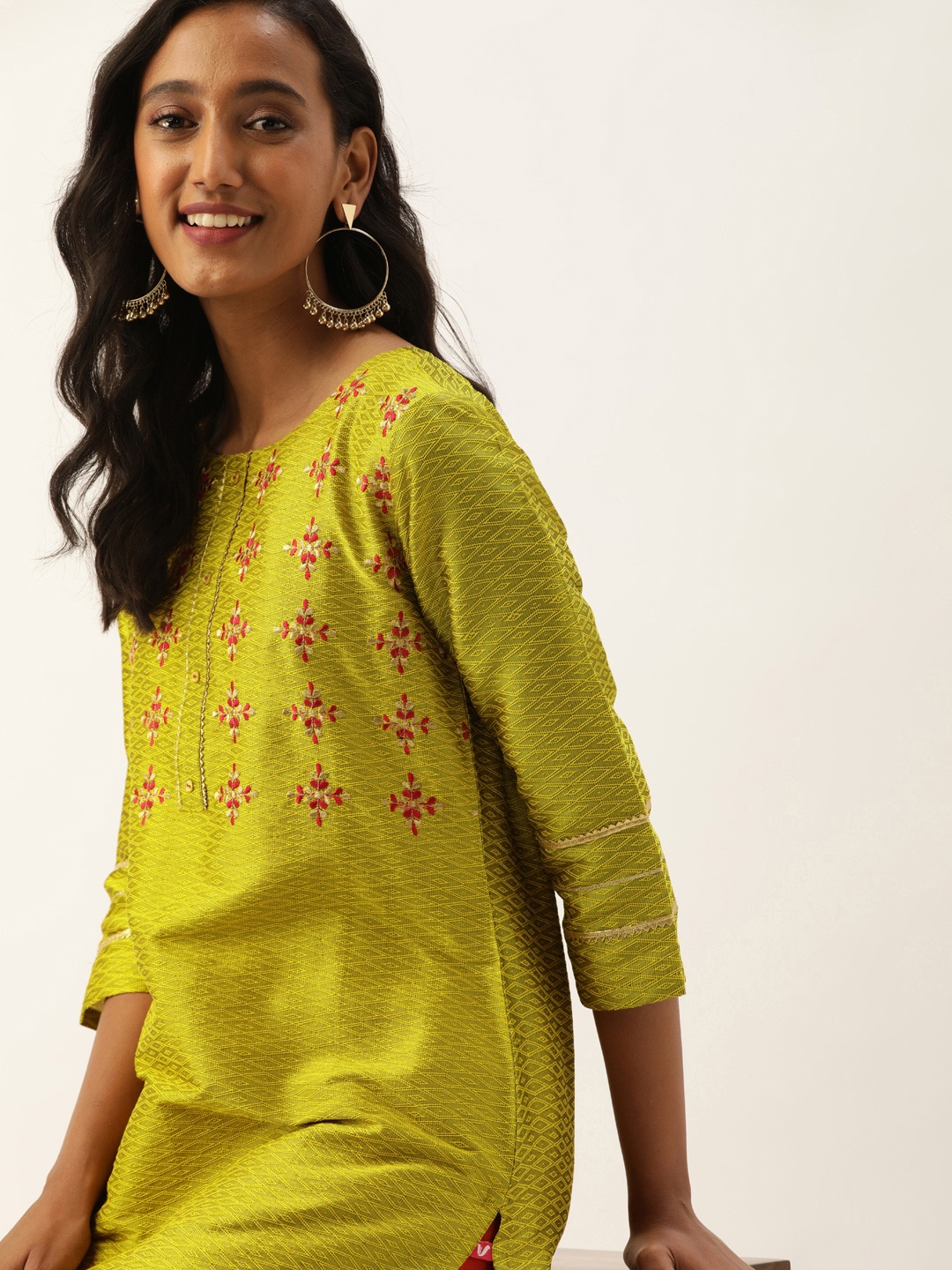 

Varanga Women Lime Green Embroidered Straight Kurta