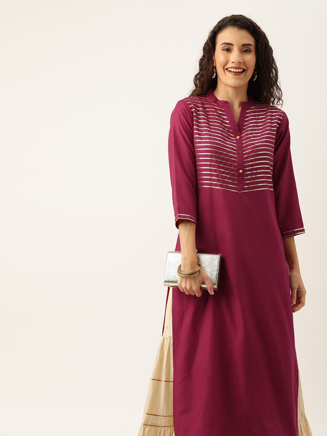 

Varanga Women Magenta & Gold-Toned Yoke Design Straight Kurta