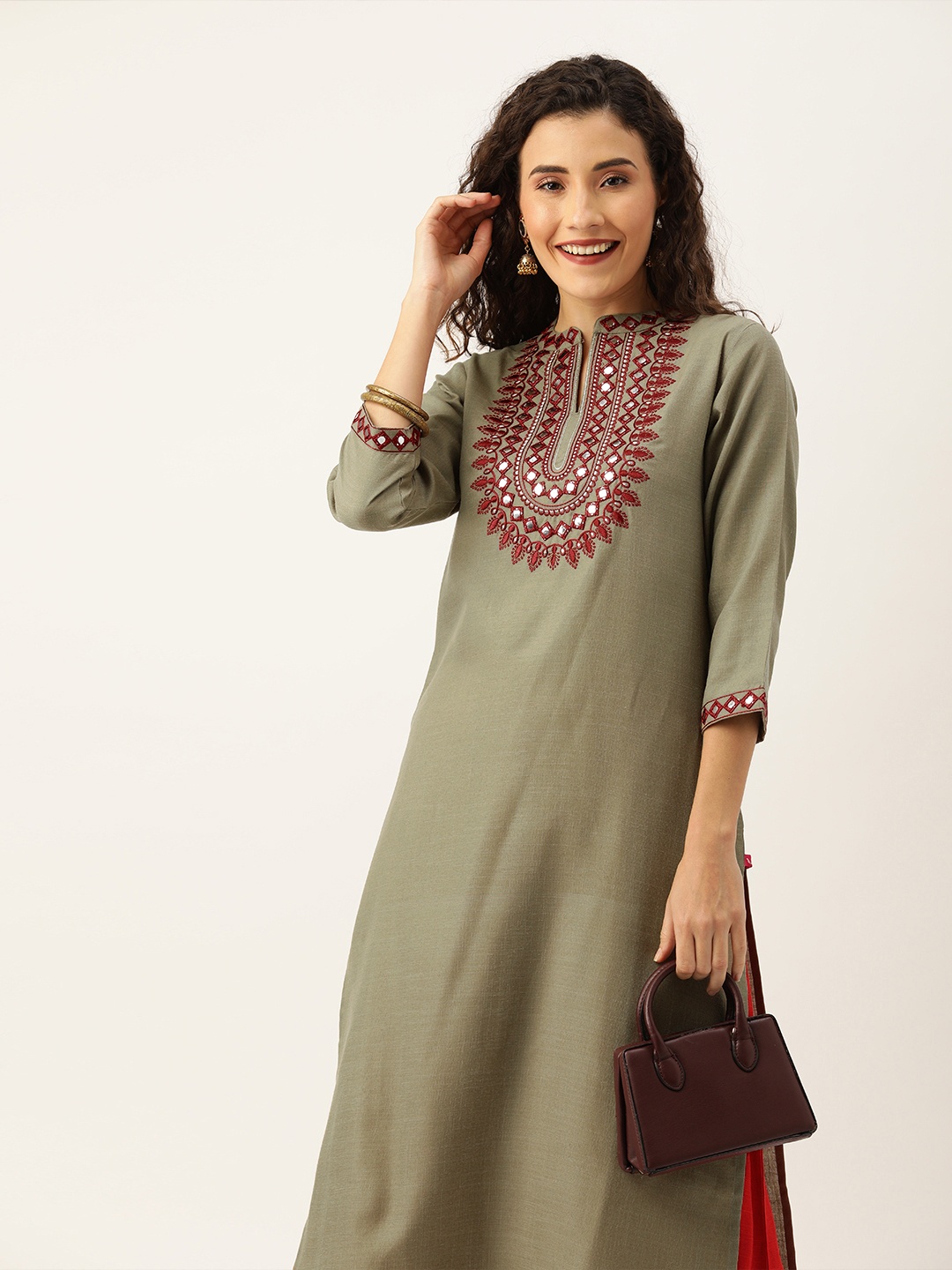 

Varanga Women Olive Green with a tinge of Beige & Maroon Embellished Straight Kurta