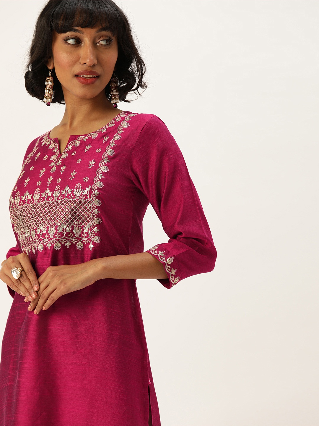 

Varanga Women Magenta Pink Yoke Design Straight Kurta