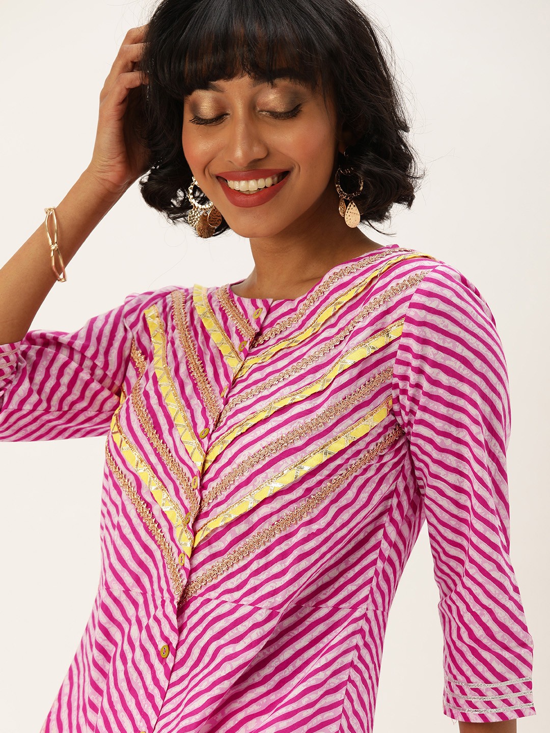 

Varanga Women Fuchsia Pink Striped Straight Kurta with Embroidered Details