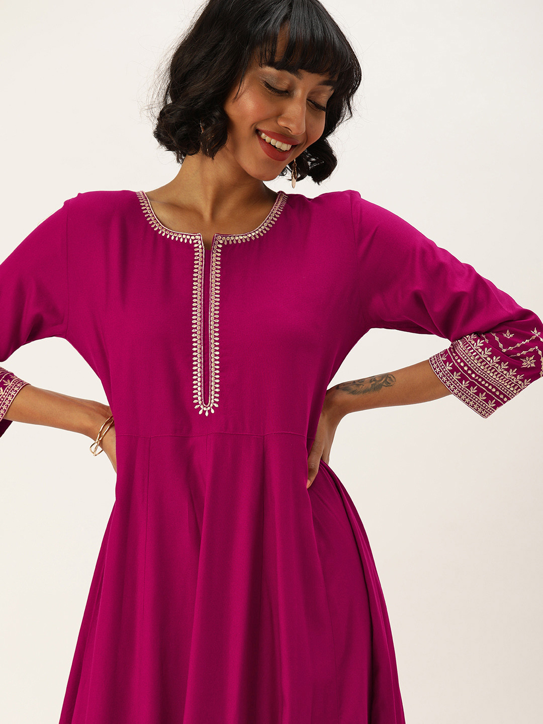 

Varanga Women Magenta Pink Embroidered Anarkali Kurta