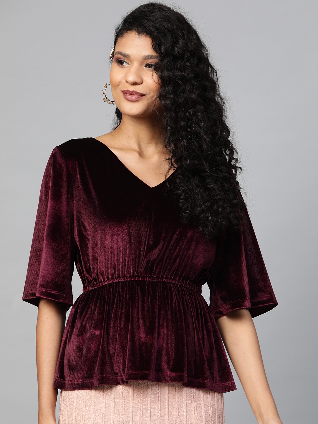 

SASSAFRAS Women Burgundy Solid Velvet Finish Cinched Waist Top
