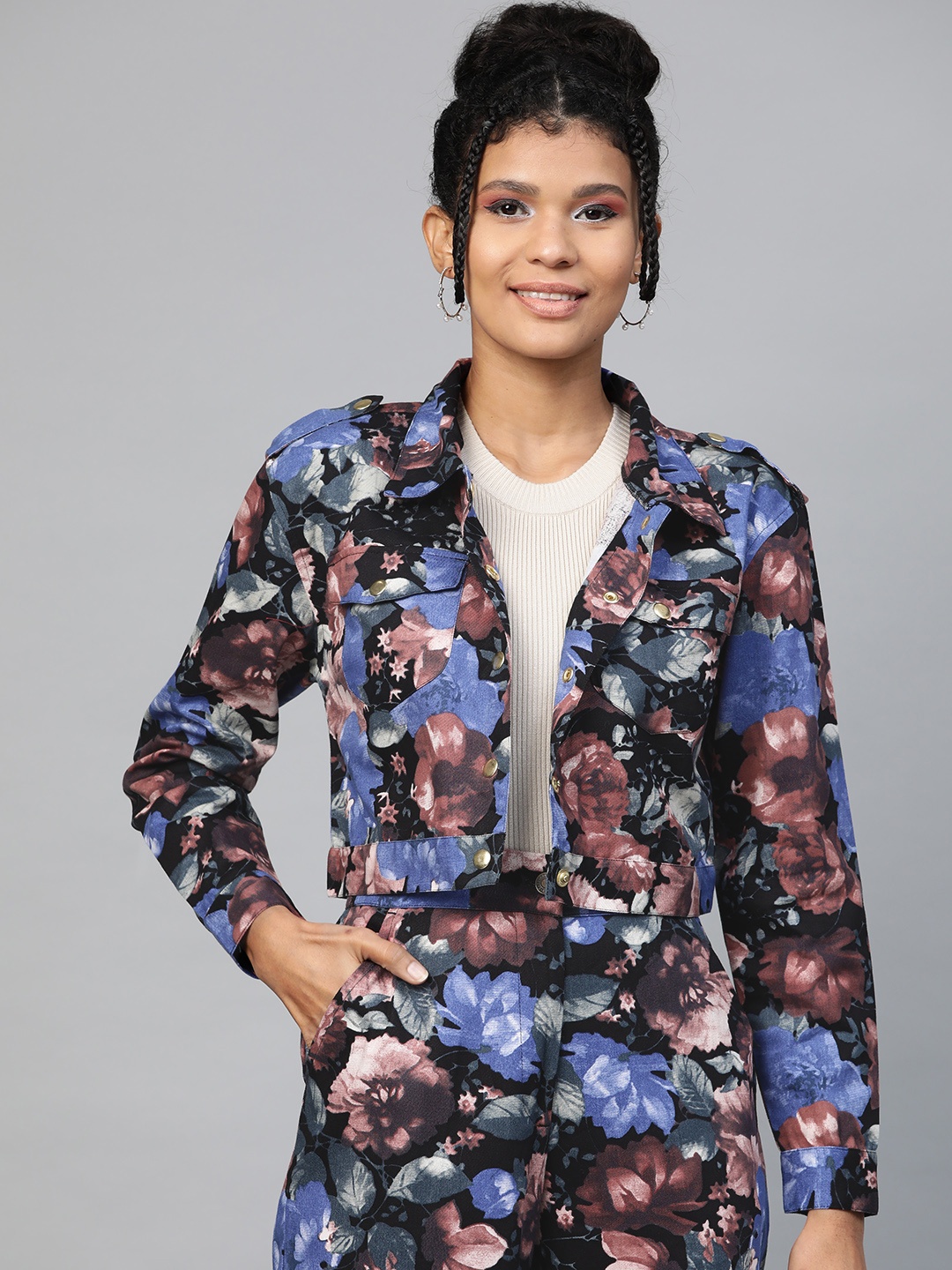 

SASSAFRAS Women Blue & Black Floral Print Cropped Tailored Jacket