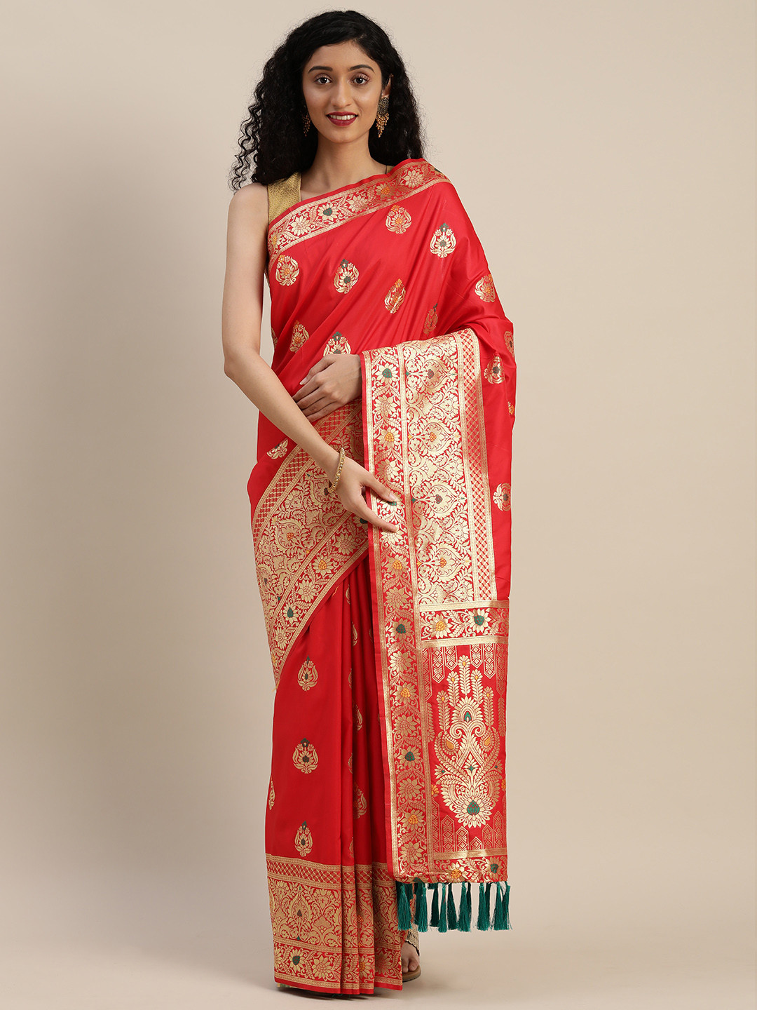 

VASTRANAND Red & Gold-Toned Silk Blend Woven Design Kanjeevaram Saree