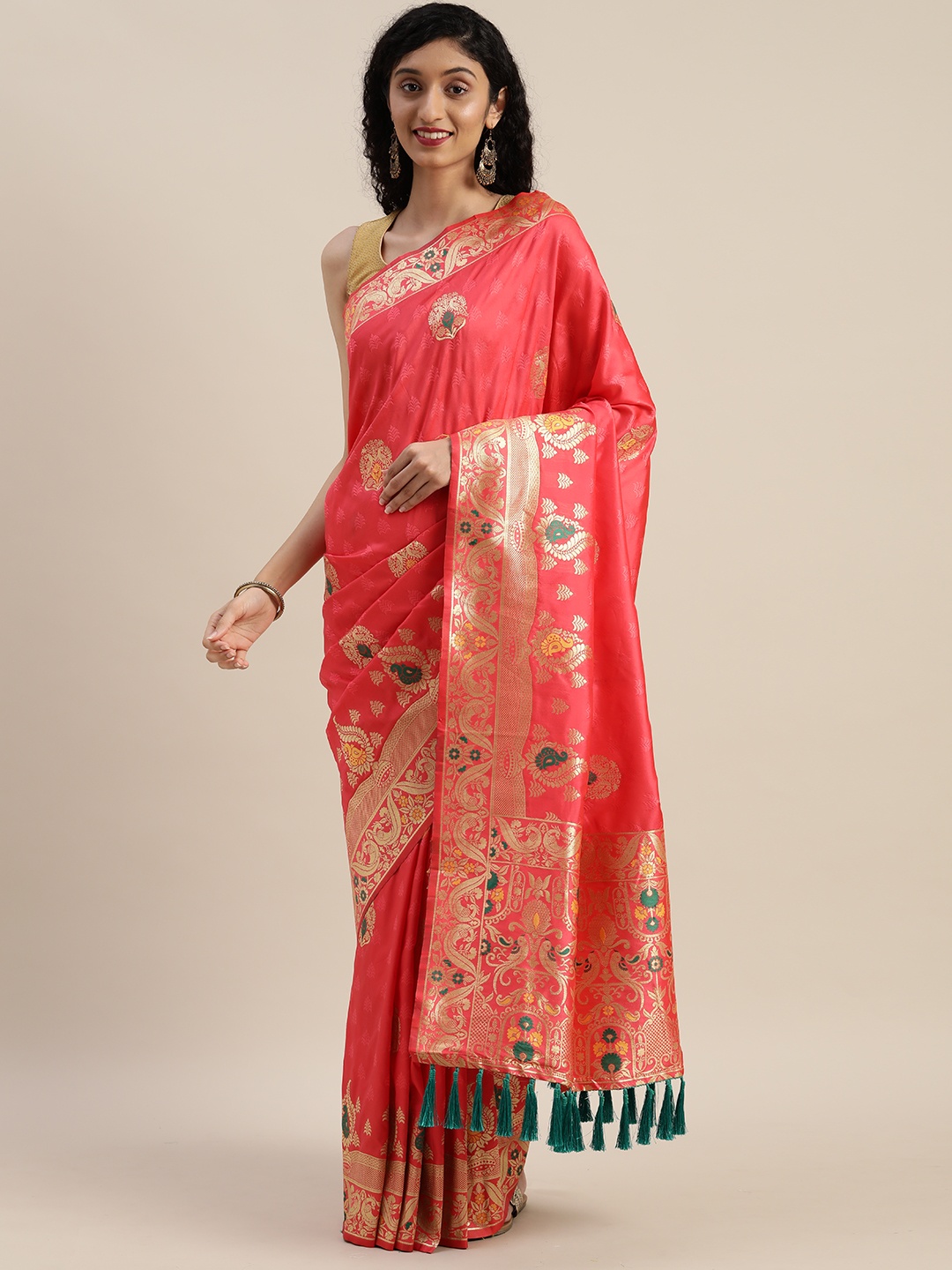 

VASTRANAND Pink & Golden Silk Blend Woven Design Kanjeevaram Saree