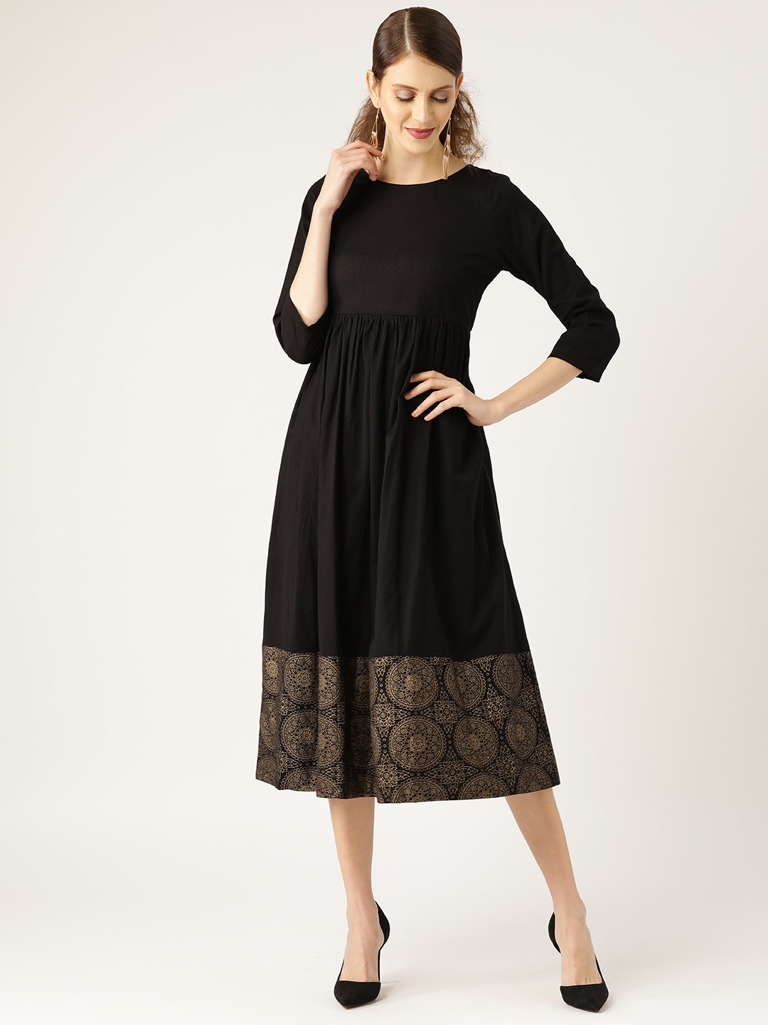 

Shae by SASSAFRAS Women Black Foil Print Detail A-Line Dress