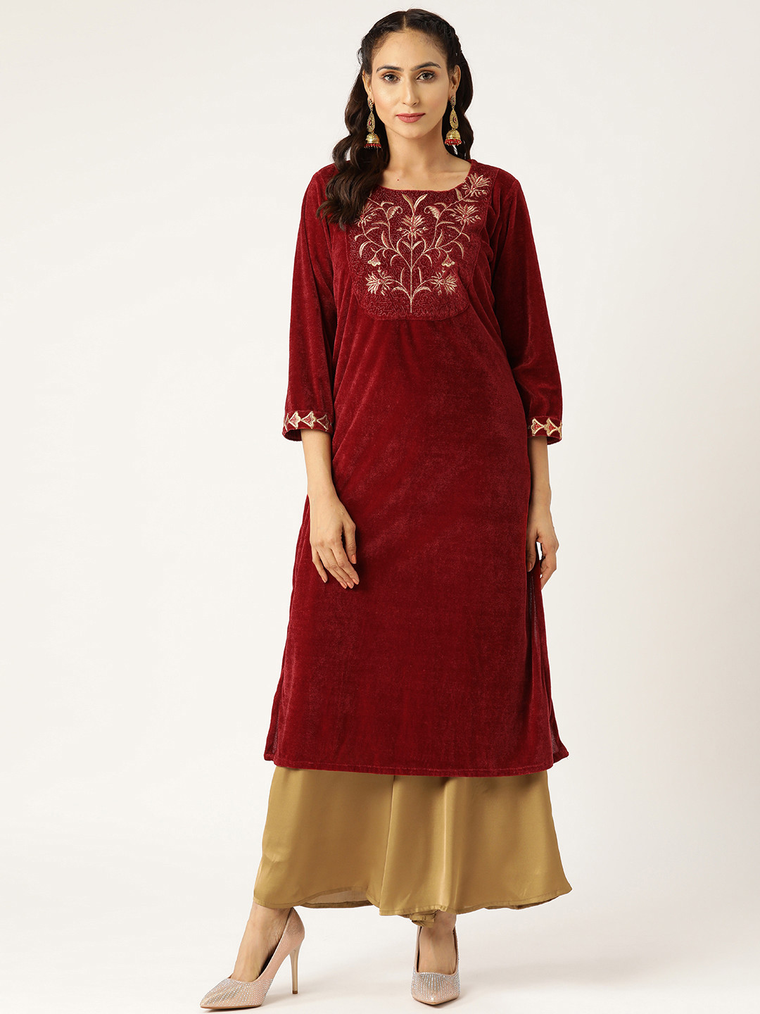 

Shae by SASSAFRAS Women Maroon Yoke Design Velvet Finish Straight Kurta