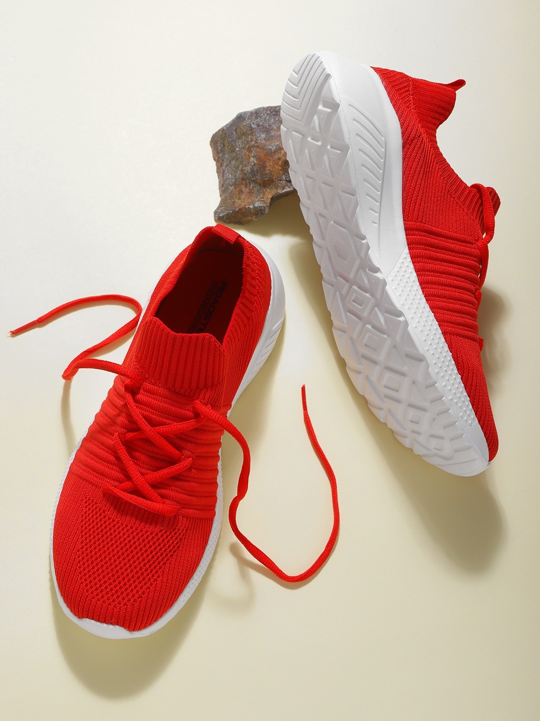 

Roadster Men Red Woven Design Sneakers