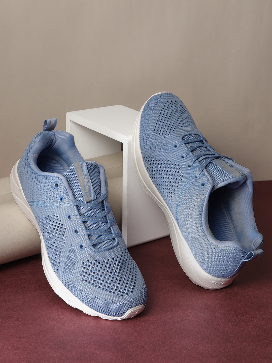 

HRX by Hrithik Roshan Men Blue Running Shoes