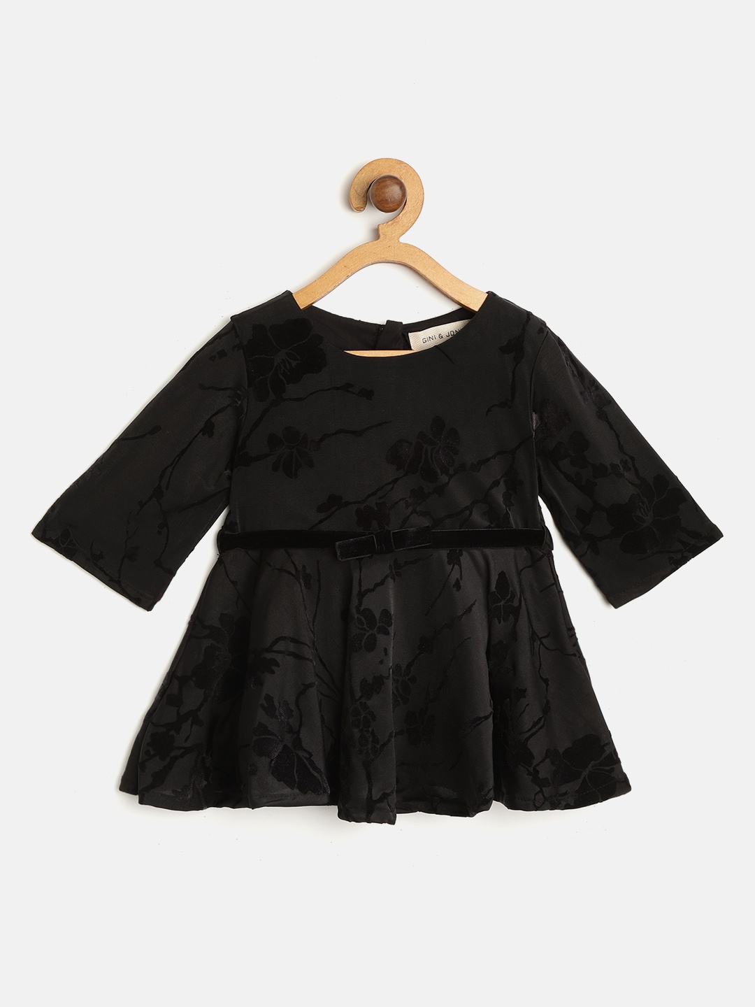 

Gini and Jony Girls Black Floral Print A-Line Dress With Belt