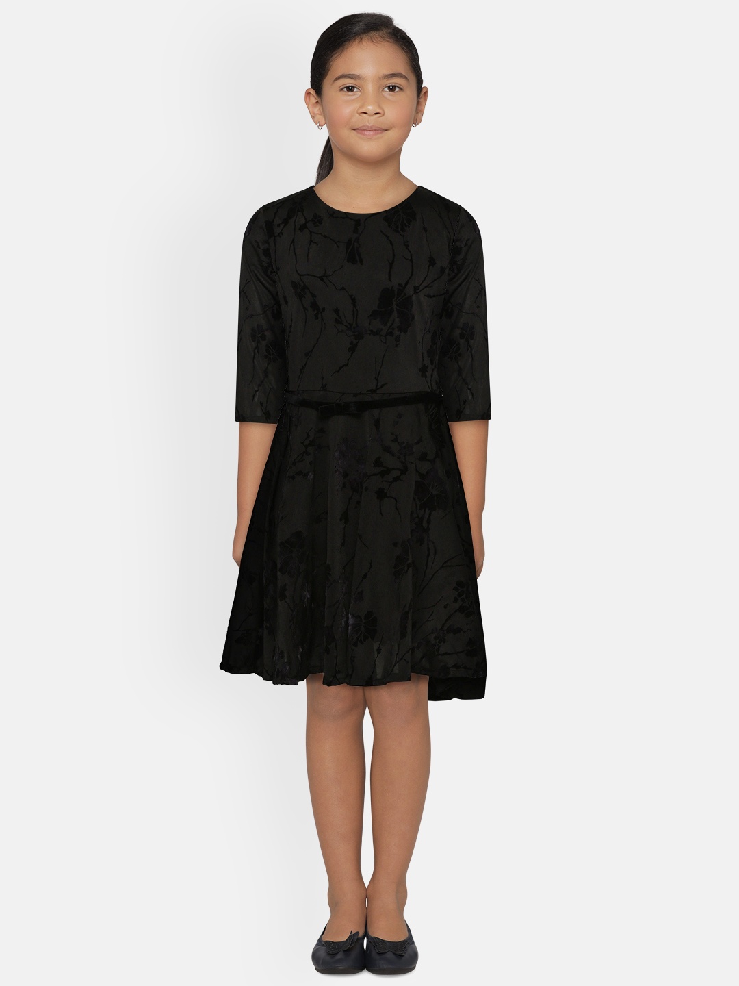 

Gini and Jony Girls Black Floral Print A-Line Dress With Belt