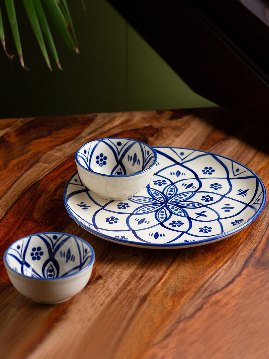 

ExclusiveLane Set Of 3 Floral Hand-Painted Studio Pottery Ceramic Dinner Plate With Bowls, Off white