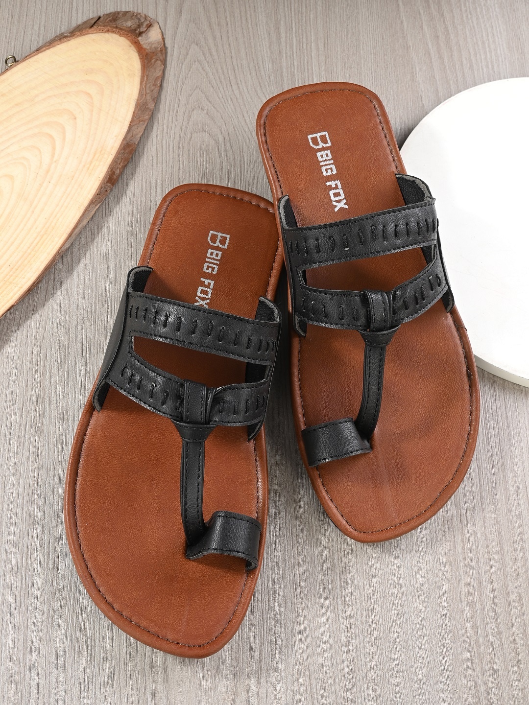 

Big Fox Men Black Sandals