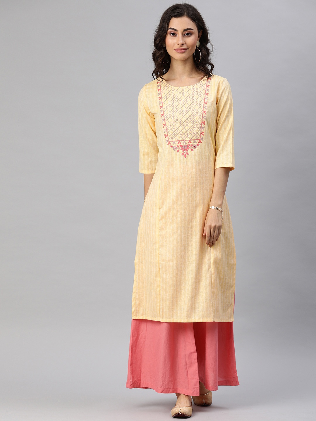 

Alena Women Yellow Yoke Design Panelled Straight Kurta