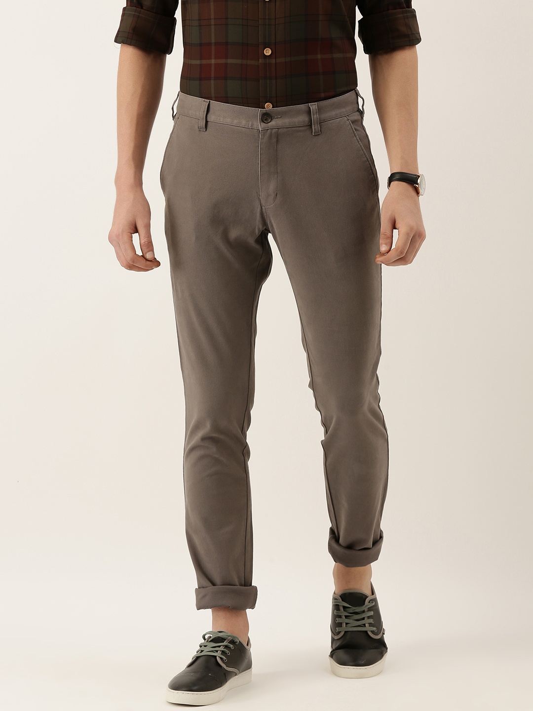 

Burnt Umber Men Charcoal Grey Slim Fit Solid Regular Trousers