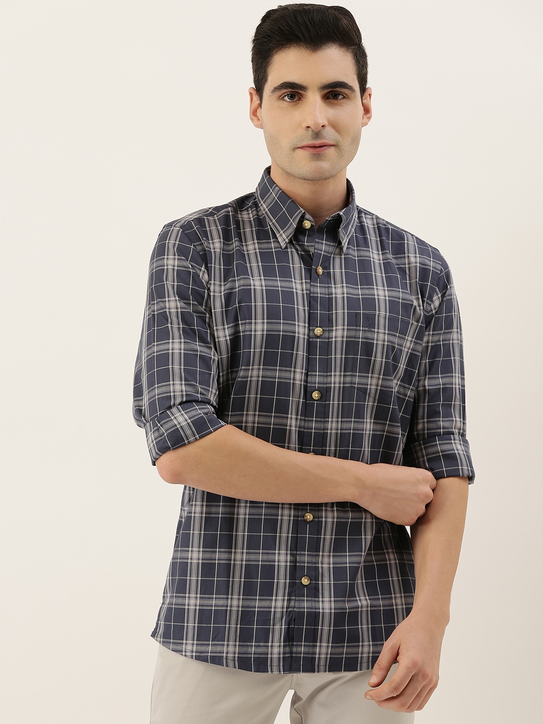 

Burnt Umber Men Navy Blue & White Comfort Slim Fit Checked Casual Shirt