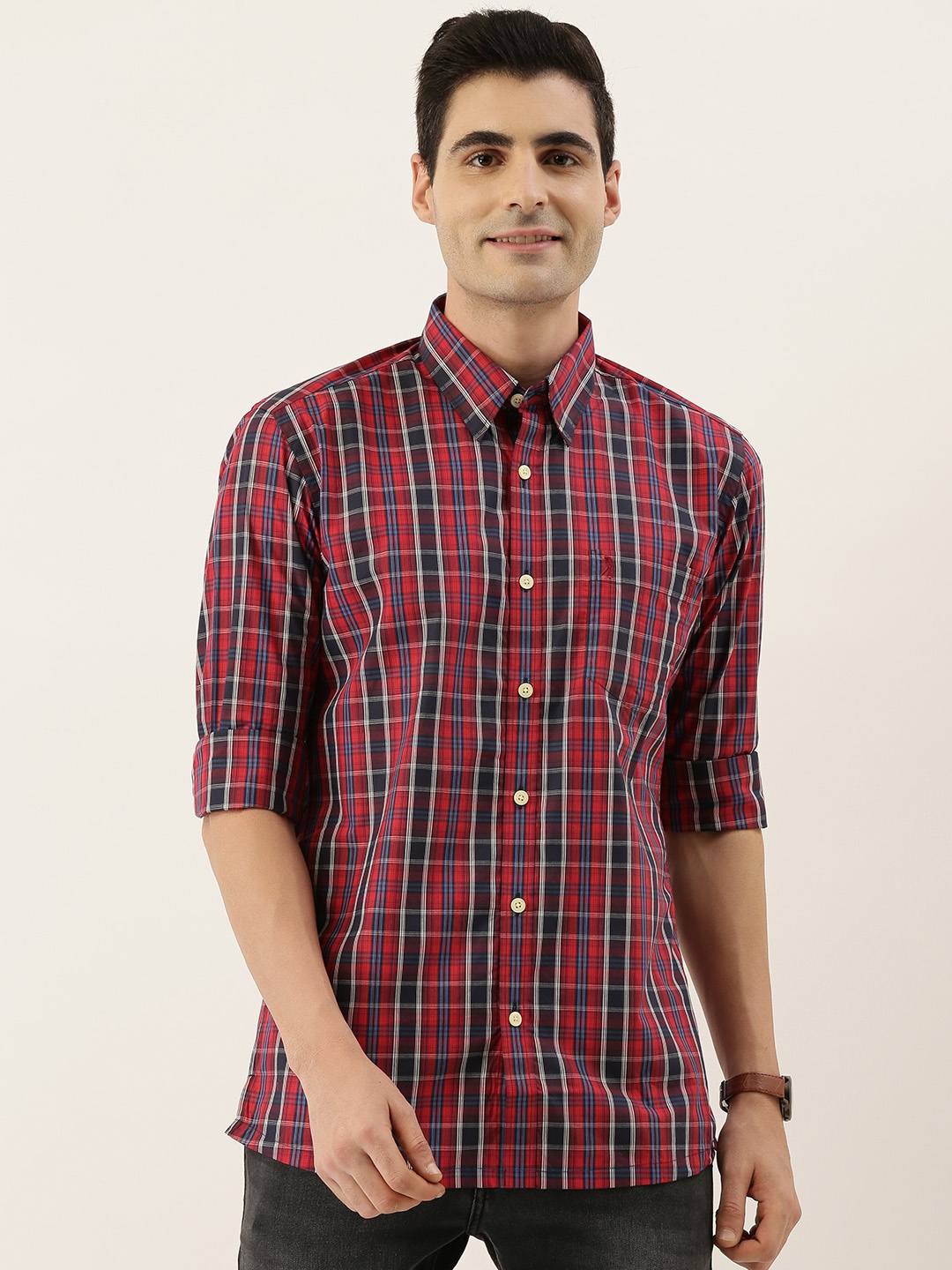 

Burnt Umber Men Red & Navy Blue Comfort Regular Checked Casual Shirt