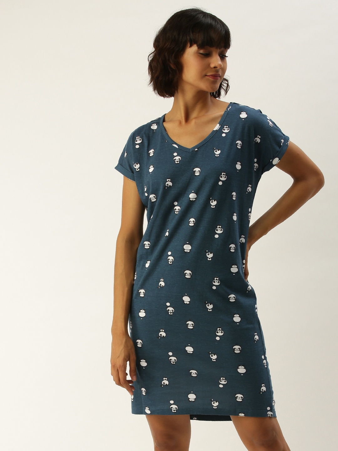 

Slumber Jill Women Blue & White Printed Nightdress