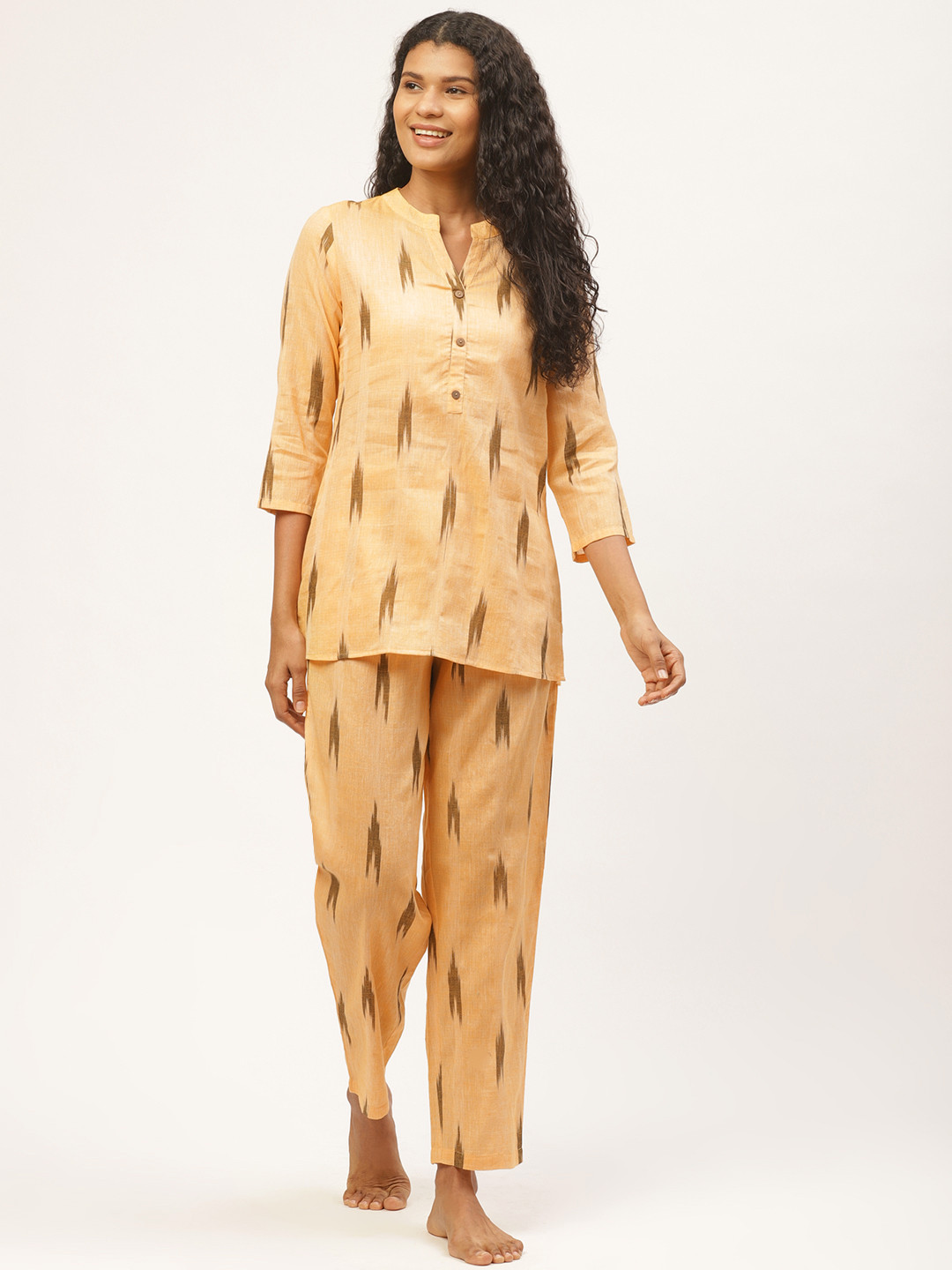 

Prakrti Women Yellow & Olive Green Pochampally Ikat Printed Sustainable Night Suit