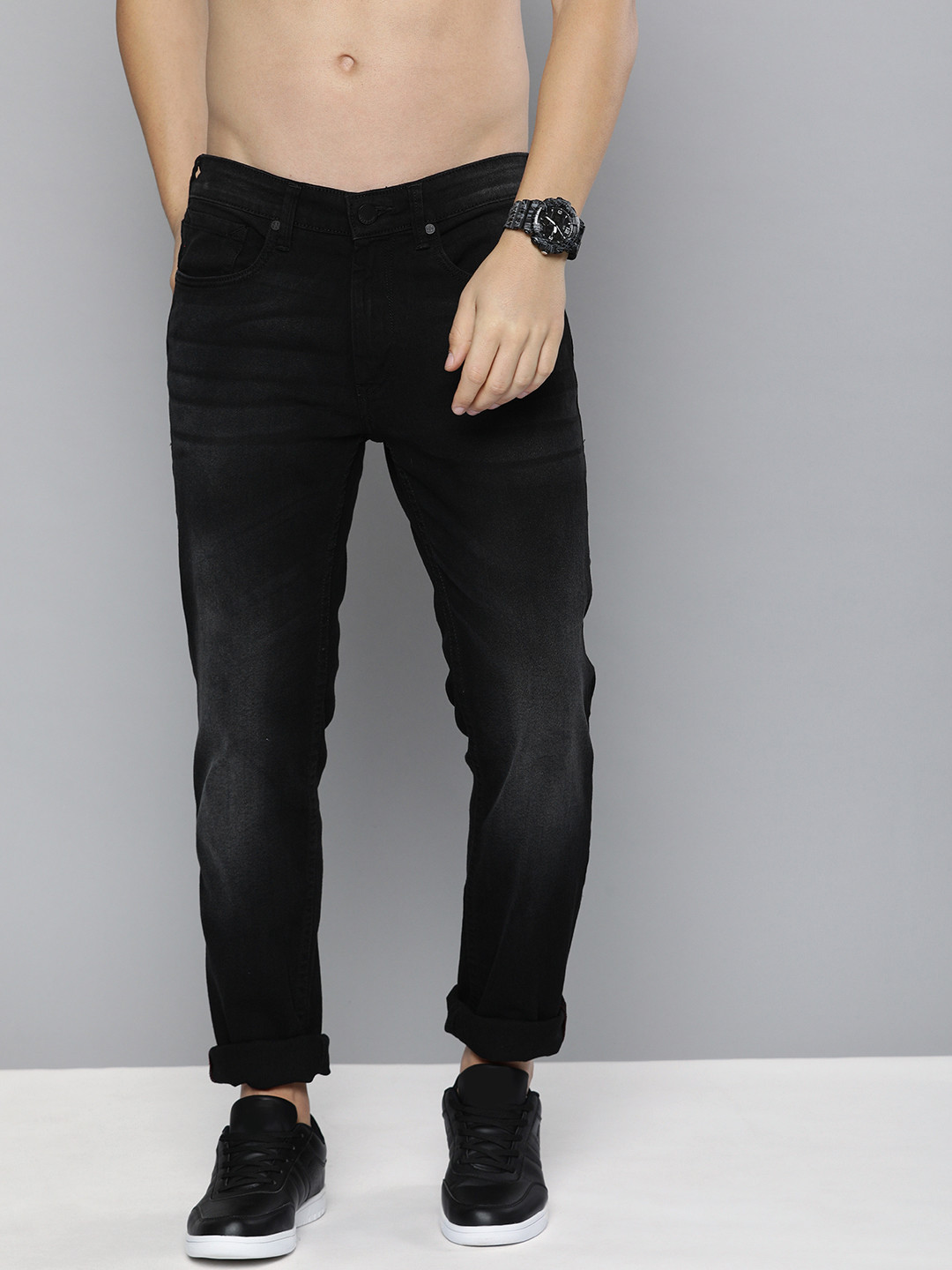 

HERE&NOW Men Black Slim Fit Mid-Rise Clean Look Stretchable Jeans