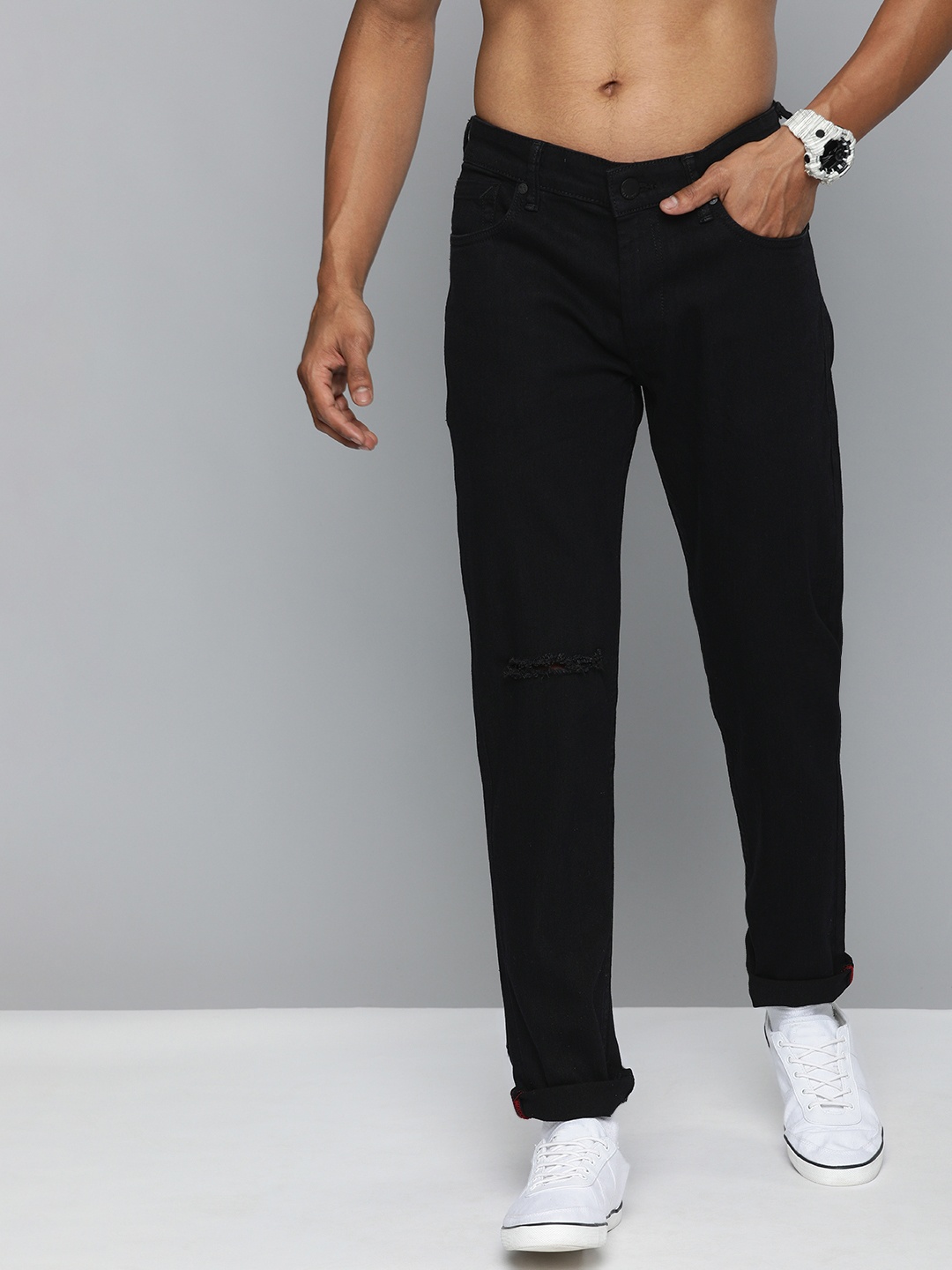 

HERE&NOW Men Black Regular Fit Mid-Rise Clean Look Stretchable Jeans