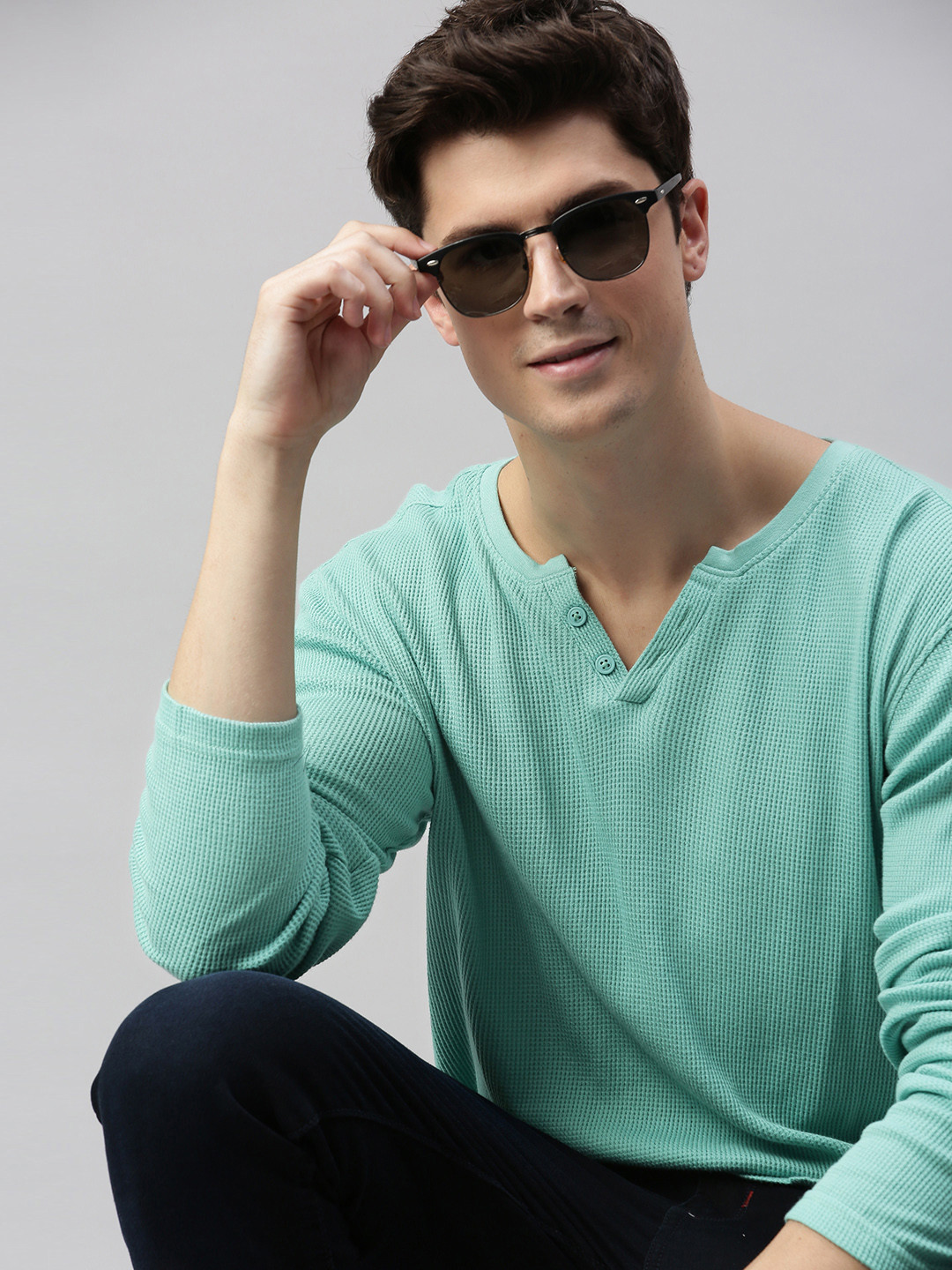 

Mast Harbour Men Sea Green Solid Round Neck Knitted Pure Cotton T-shirt