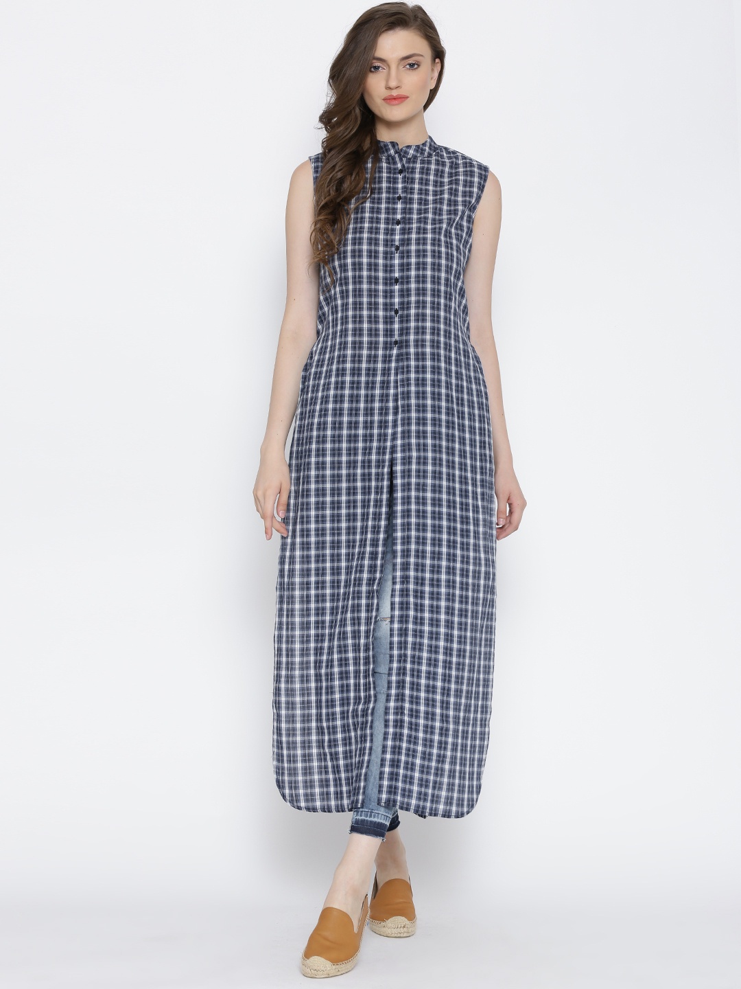 

Tokyo Talkies Navy Checked High-Slit Maxi Top, Navy blue