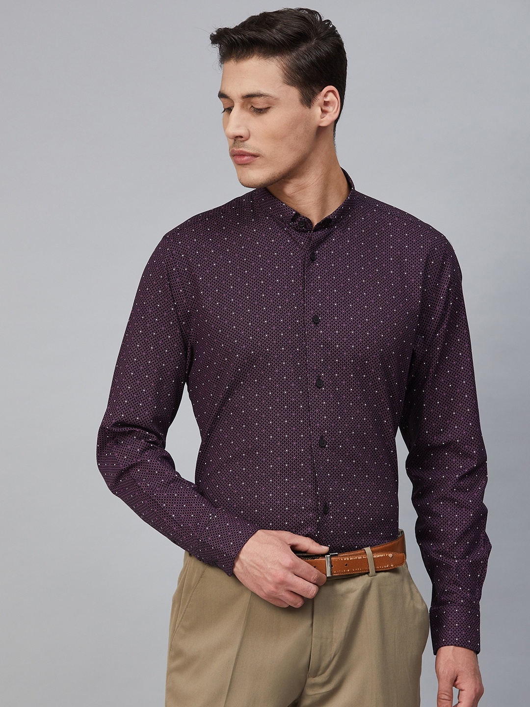 

Blackberrys Men Black & Pink Slim Fit Printed Formal Shirt