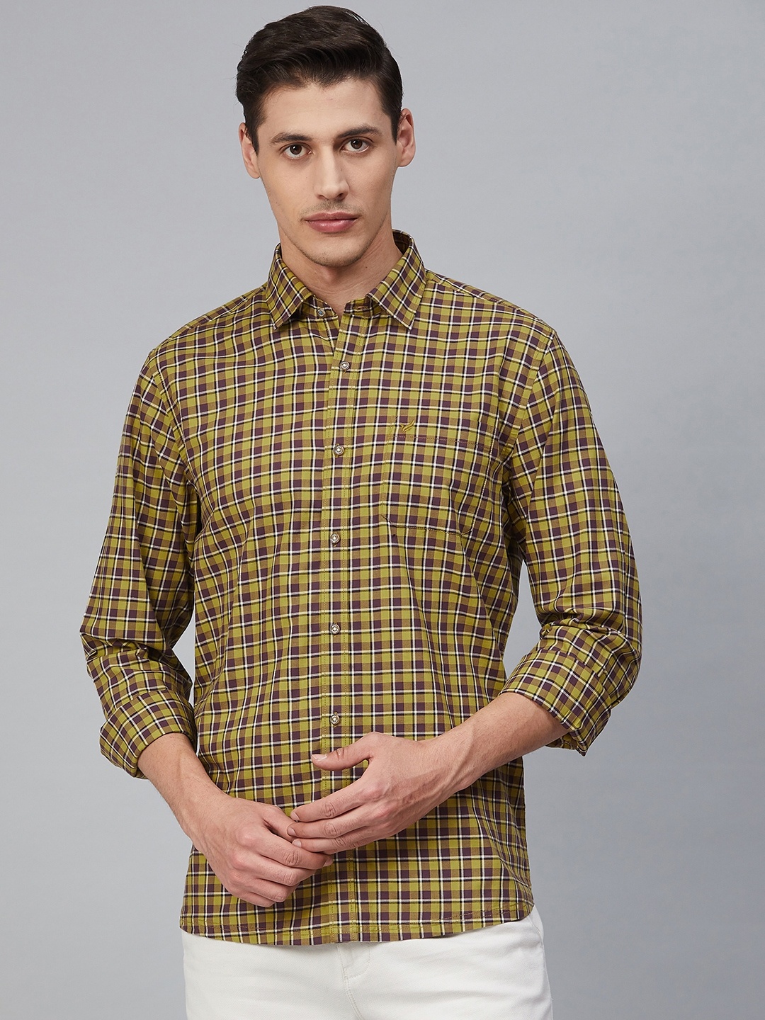 

Blackberrys Men Green & Burgundy Slim Fit Checked Casual Shirt