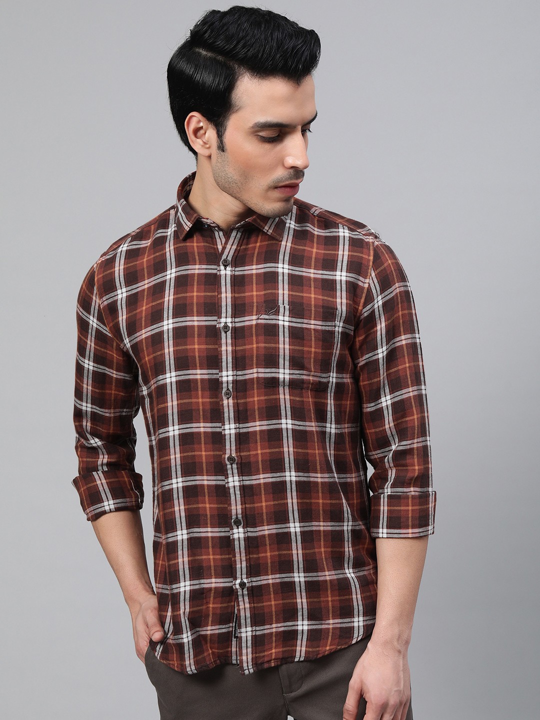 

Blackberrys Men Rust Brown & Off-White Slim Fit Checked Casual Shirt