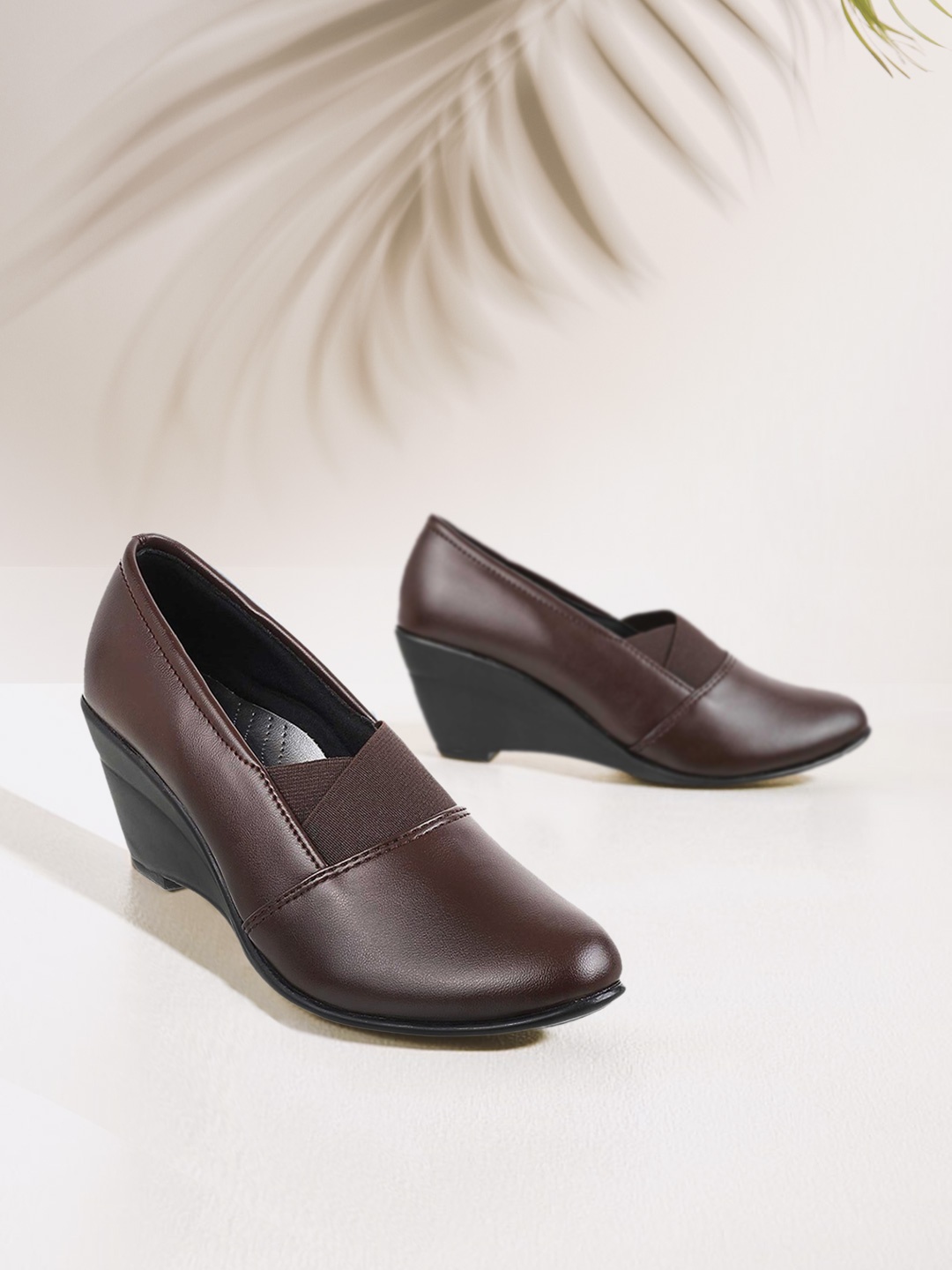 

WALKWAY by Metro Women Brown Solid Pumps